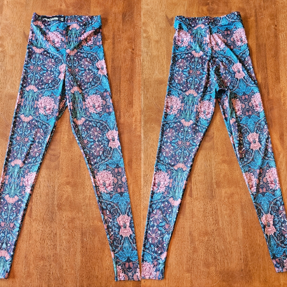 BlackMilk Floral Leggings